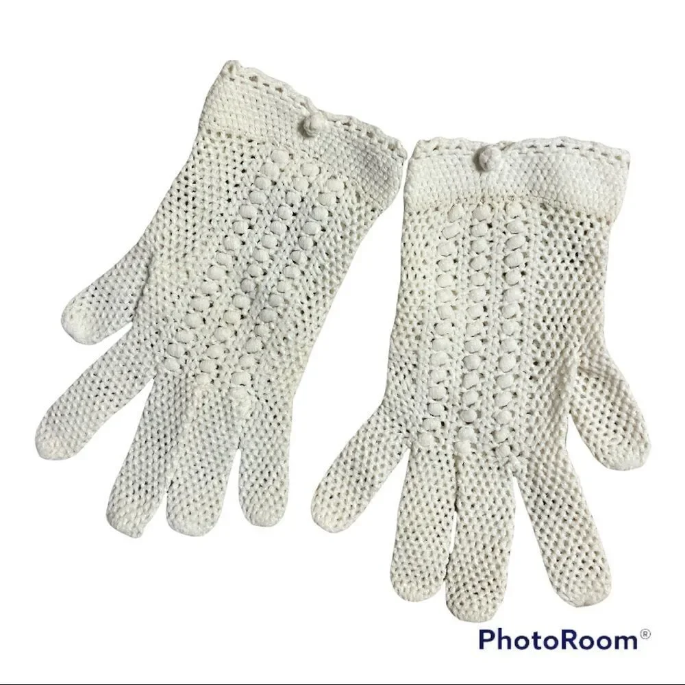 Vintage crochet ivory evening gloves